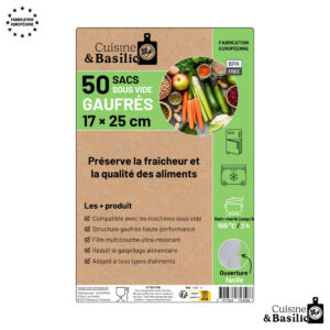 SACHET_50_SACS_GAUFRES_17X25CM - 2 | Furodet Emballages 50 sacs sous vide gaufrés 17 × 25 cm par Cuisine & Basilic, emballage vert, message Préserve la fraîcheur et la qualité des aliments.